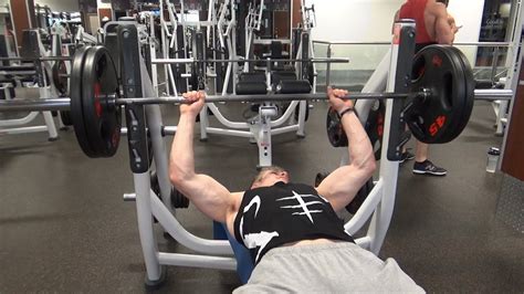 best reps and sets for bench press